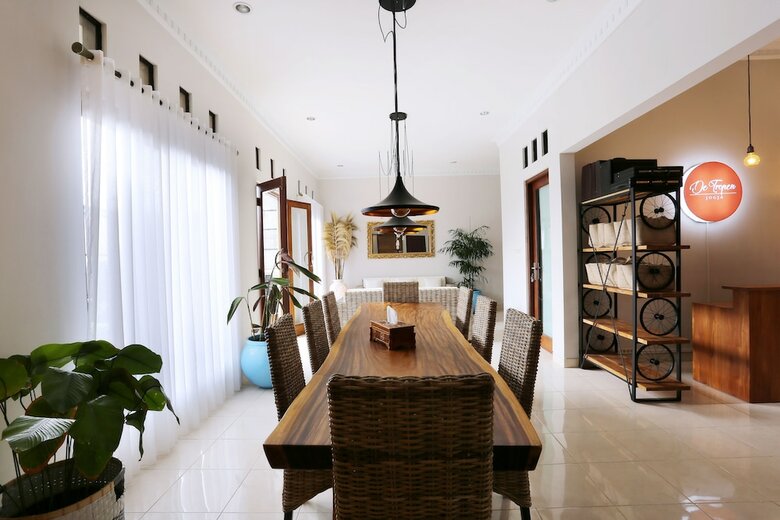 Bed & Breakfast de Tropen Jogja
