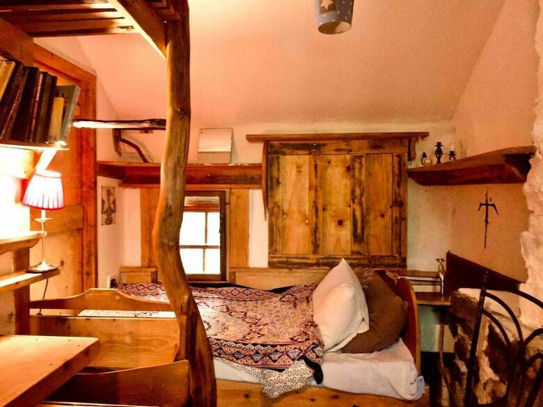 Unique Fairytale Farmhouse Near Galway
