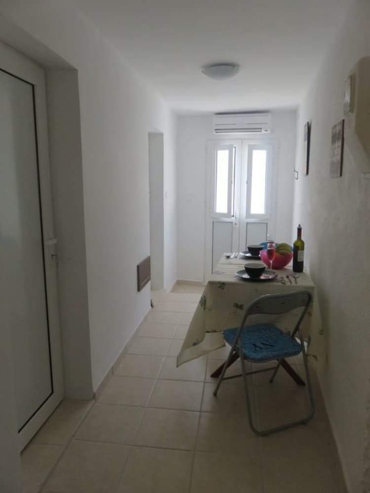 Residencia Traditional 1-bed House In Malonas