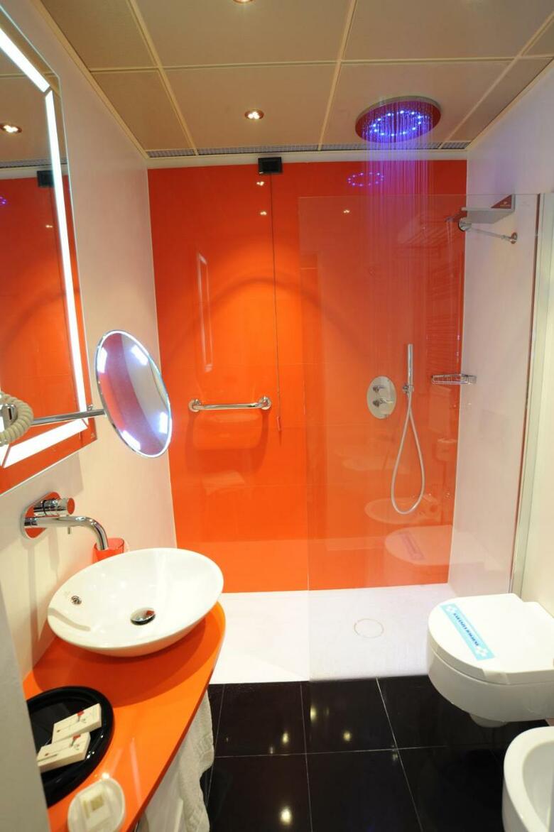 Hotel Antares Rubens