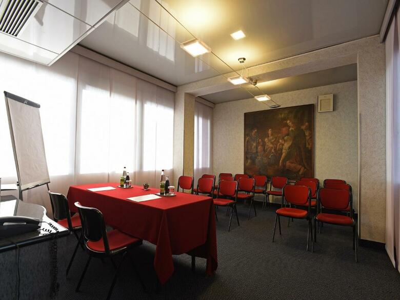 Hotel Antares Rubens
