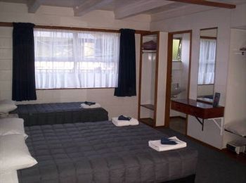 Broadway Motor Inn