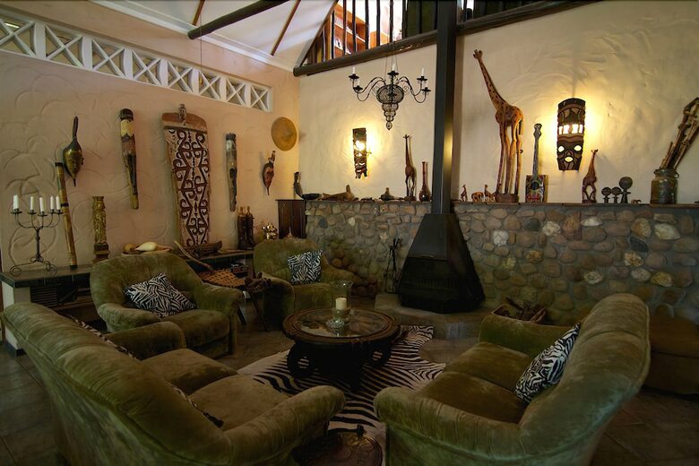 Corona Guest Farm