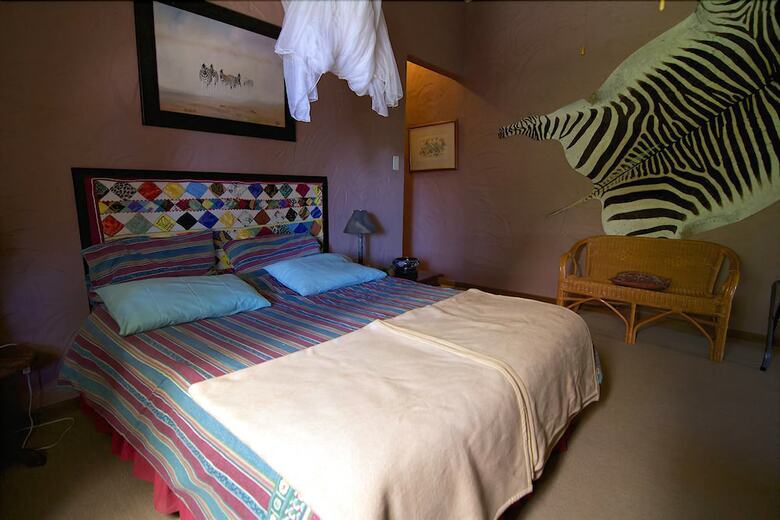 Corona Guest Farm