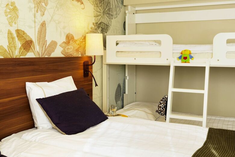 Hotel Scandic �rebro V�st