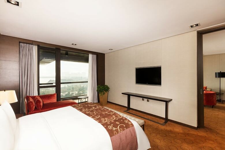 Hotel Crowne Plaza Xuzhou Dalong Lake
