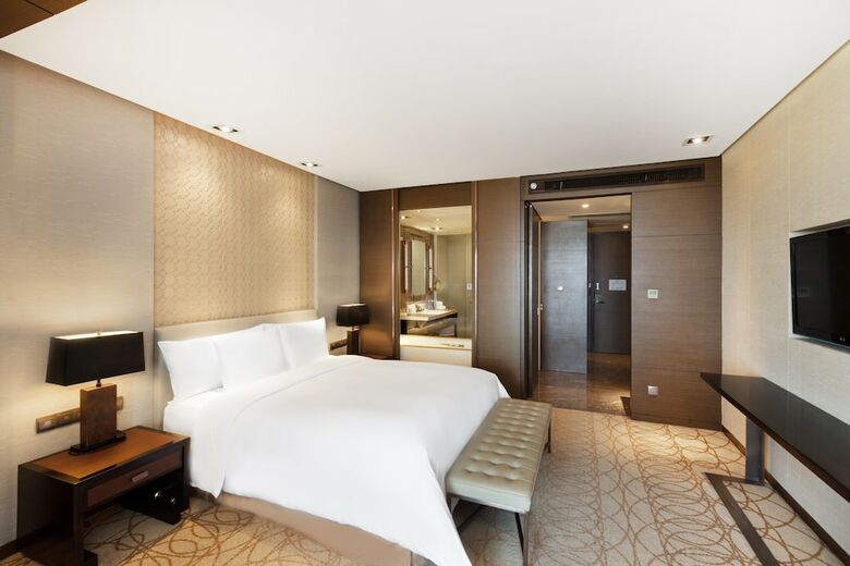 Hotel Crowne Plaza Xuzhou Dalong Lake