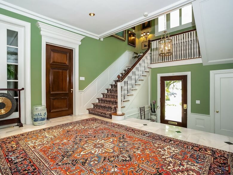 Bed & Breakfast Bishops Hall