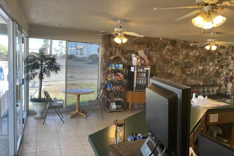 Oyo Hotel Yuma Az Desert Grove