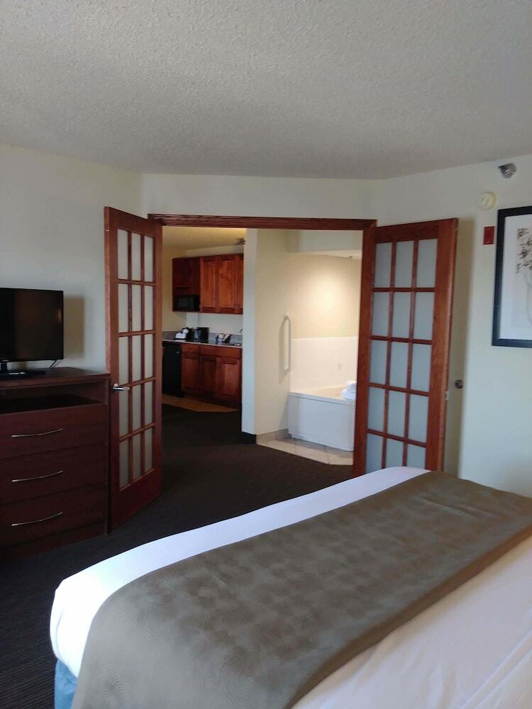 Hotel Americinn By Wyndham Windsor Ft. Collins