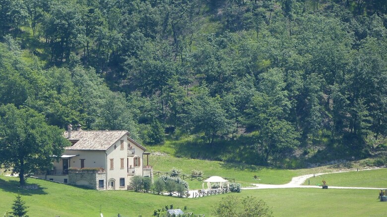 Agroturismo Cerqua Rosara Residence