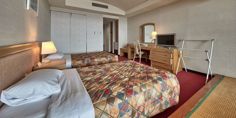 Hotel Miyuki Beach
