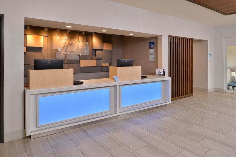 Hotel Holiday Inn Express Stockton Southeast