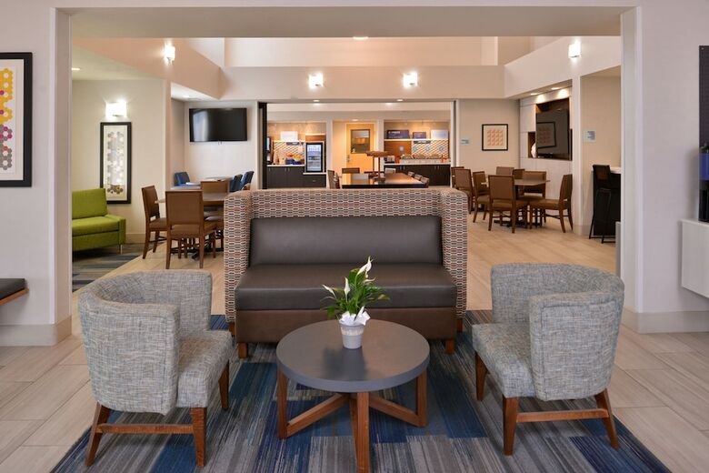 Hotel Holiday Inn Express Stockton Southeast