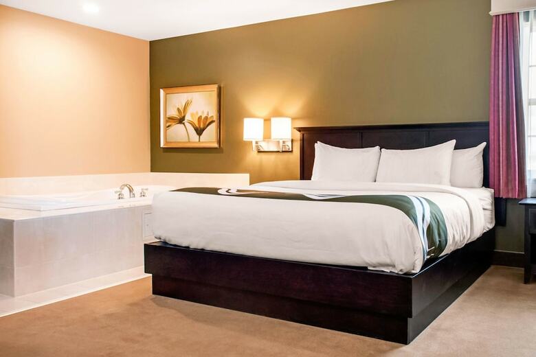 Hotel Quality Inn & Suites Amsterdam