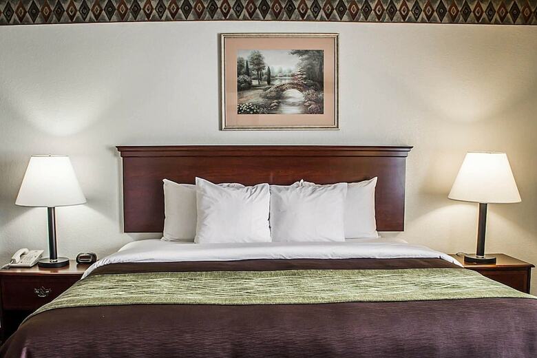 Motel Quality Inn & Suites