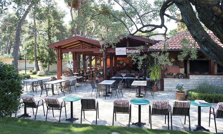 Hotel The Mediterranean Village San Antonio