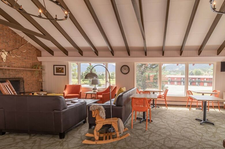 Hotel Discovery Lodge