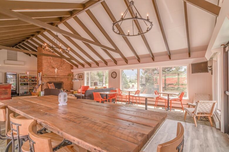 Hotel Discovery Lodge