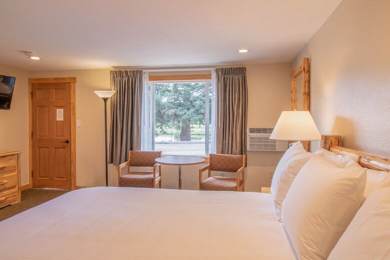 Hotel Discovery Lodge