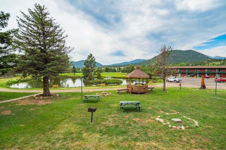 Hotel Discovery Lodge