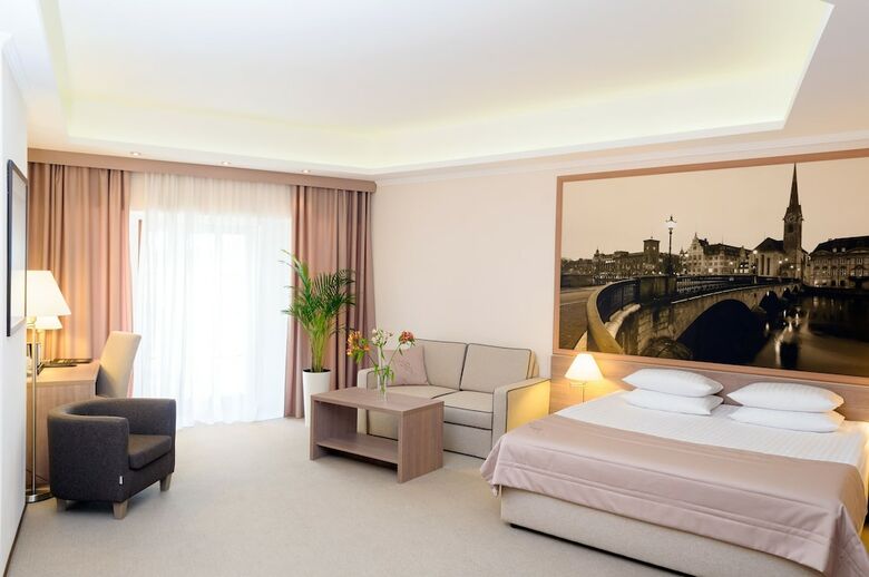 Rius Hotel
