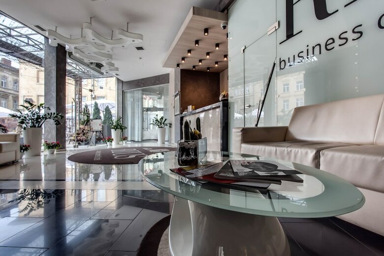 Rius Hotel