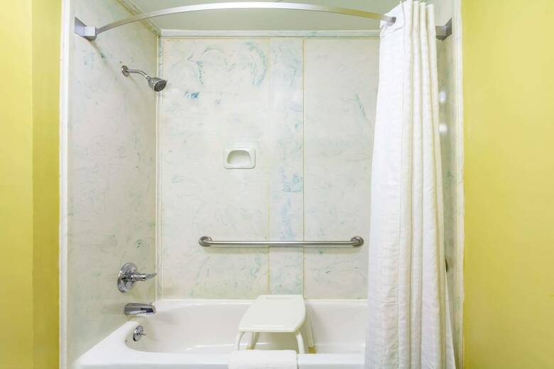 Hotel Super 8 By Wyndham Morristown/south