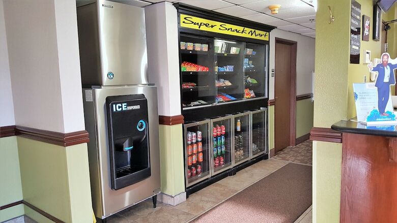 Motel Super 8 By Wyndham Harlingen Tx