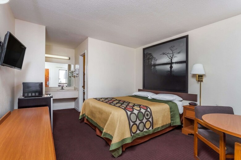 Motel Super 8 By Wyndham Columbia/ft. Jackson Sc