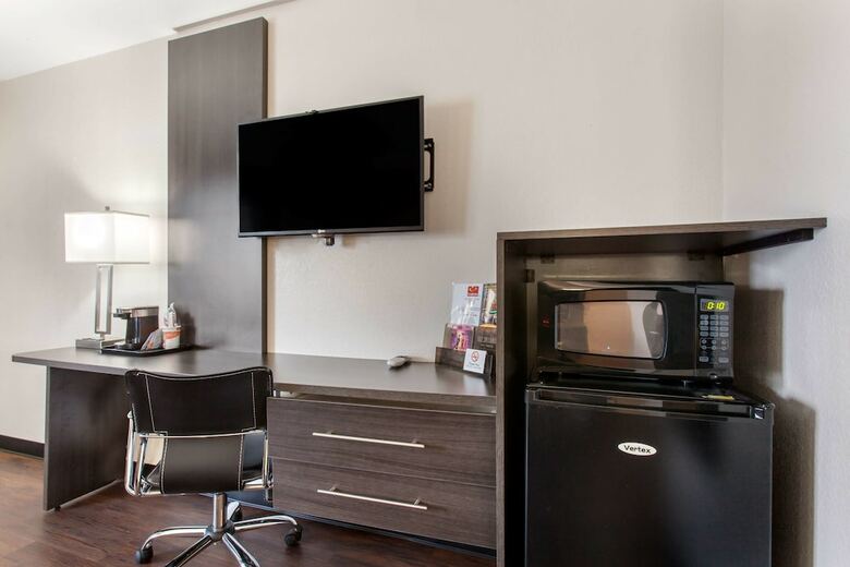 Surestay Hotel By Best Western Phoenix Airport