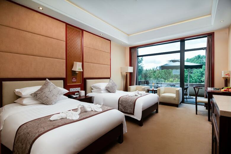 Hotel New Century Resort & Spa Puer