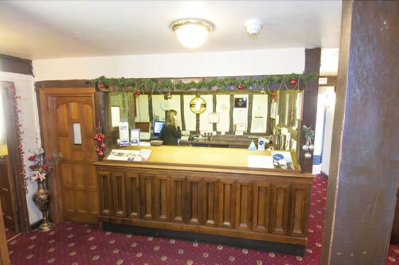 Hotel The Roebuck Inn