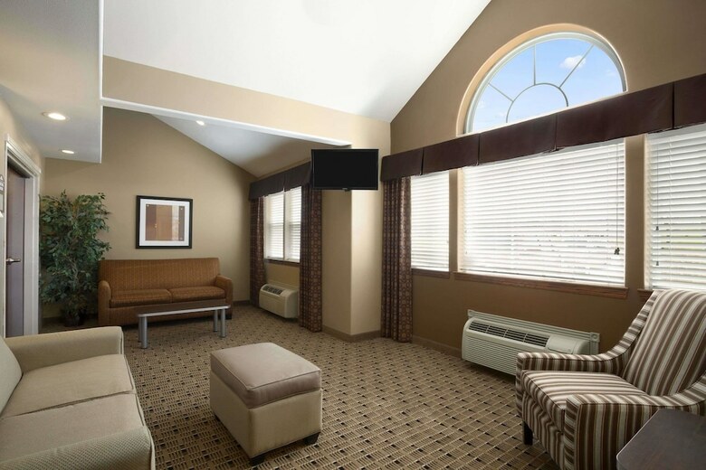 Hotel Microtel Inn & Suites By Wyndham Marion/cedar Rapids