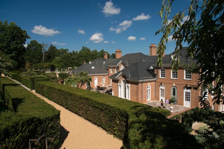 Hotel Albemarle Estate At Trump Winery