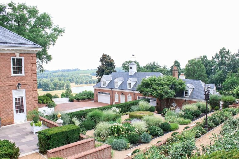 Hotel Albemarle Estate At Trump Winery