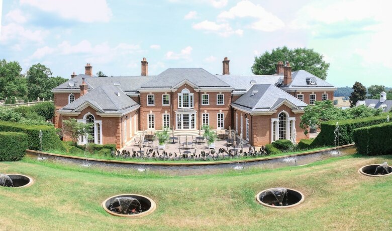 Hotel Albemarle Estate At Trump Winery