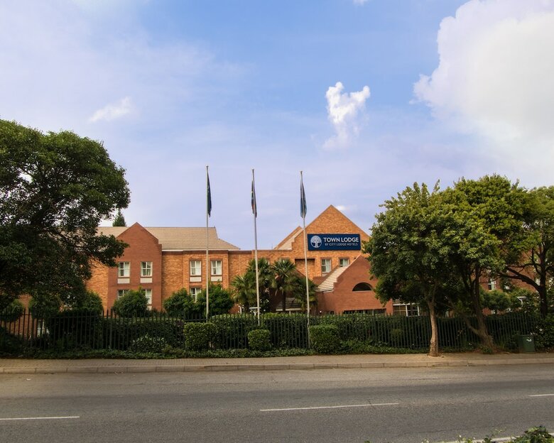Hotel Town Lodge Sandton, Grayston Drive