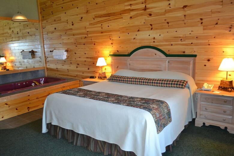 Hotel Stafford's Crooked River Lodge & Suites