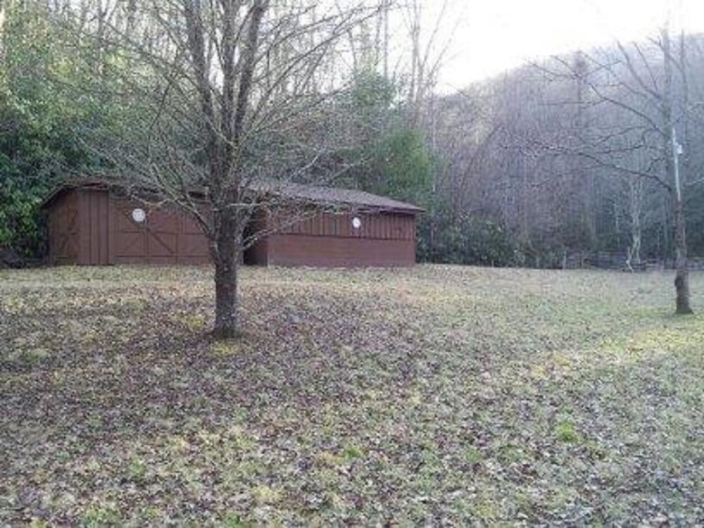 Creekside Paradise Bed And Breakfast