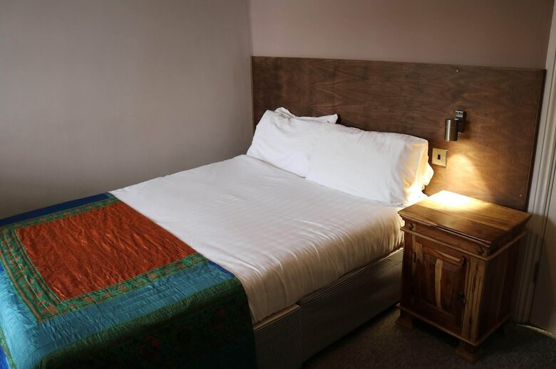 Schooner Hotel