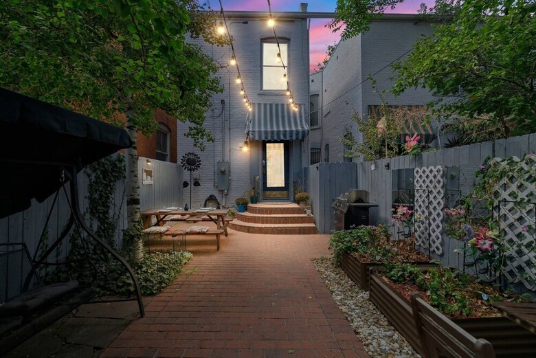 3br House With Patio Near Cap Hill