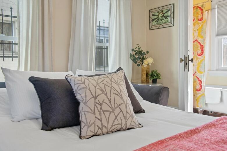 Charming Victorian By Sloan's Lake - Free Parking!