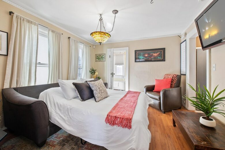 Charming Victorian By Sloan's Lake - Free Parking!