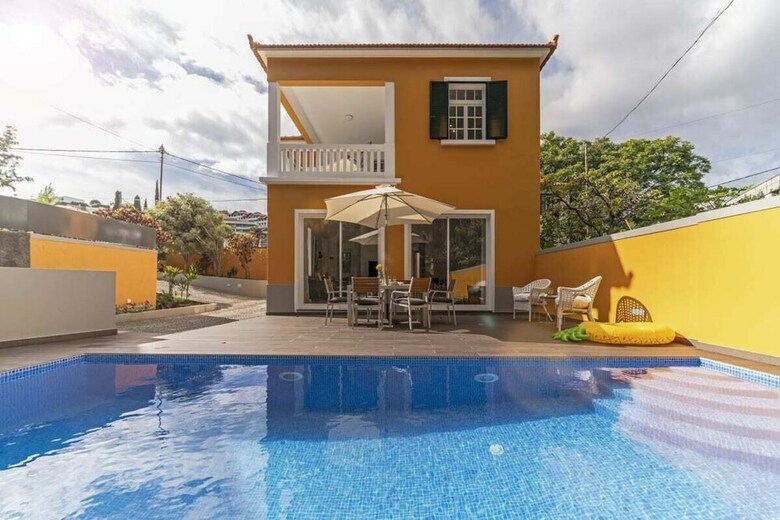 A Casa Amarela By An Island Apart