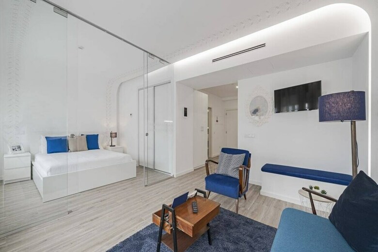 Drapes Design Apartments I By An Island Apart