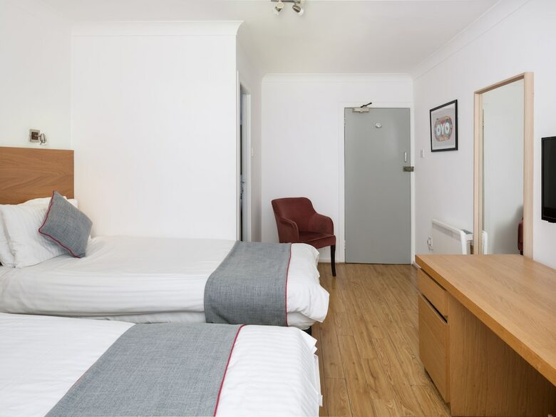 Charing Cross Hotel