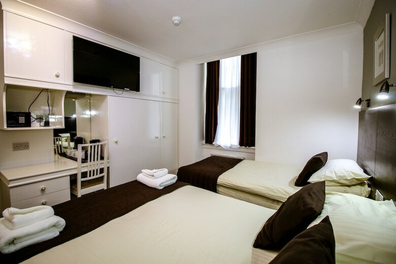 Charing Cross Hotel