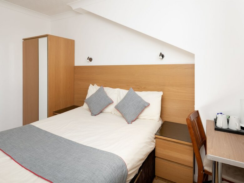 Charing Cross Hotel