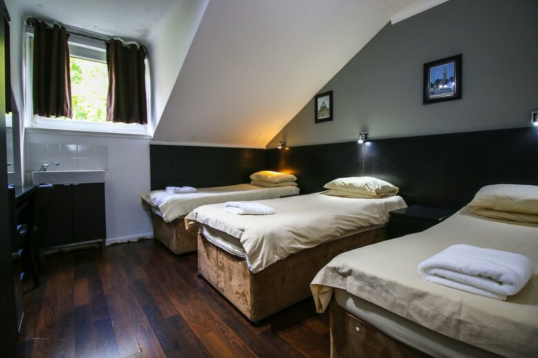Charing Cross Hotel